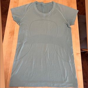 Lululemon Swiftly Tech Short Sleeve